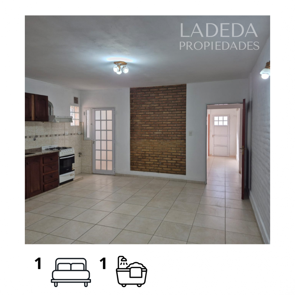 DEPARTAMENTO CON PATIO EN FUNES