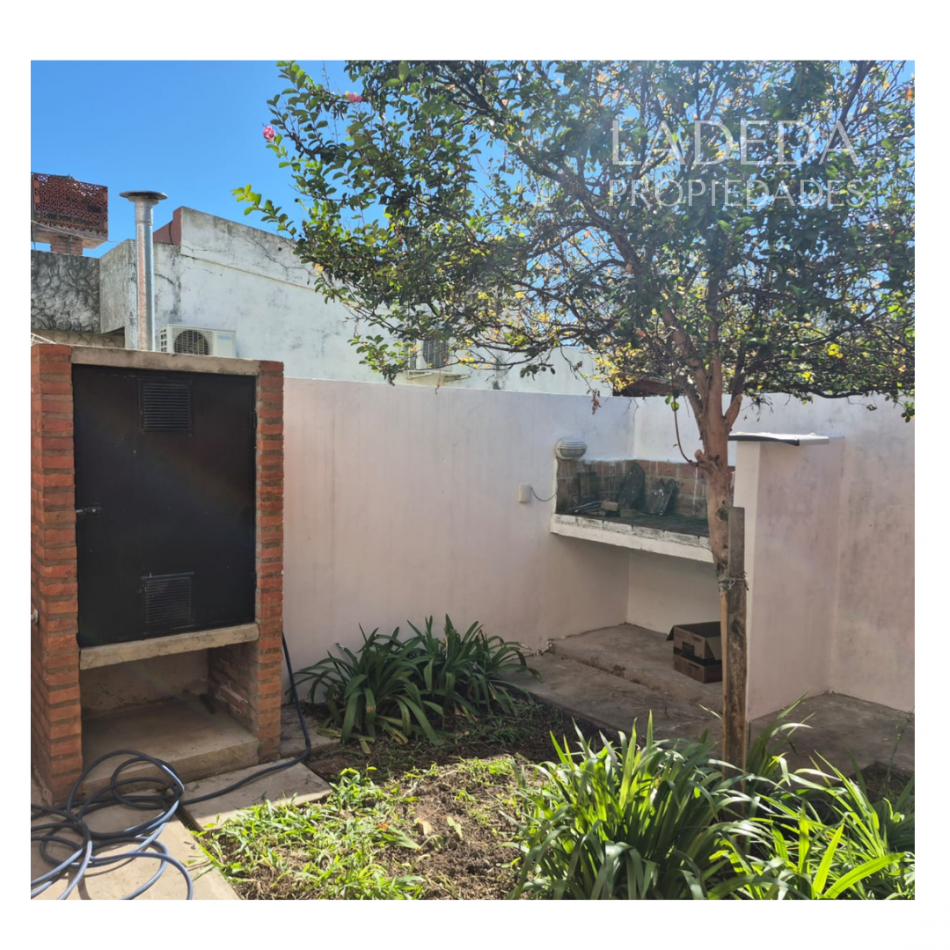 DEPARTAMENTO CON PATIO EN FUNES