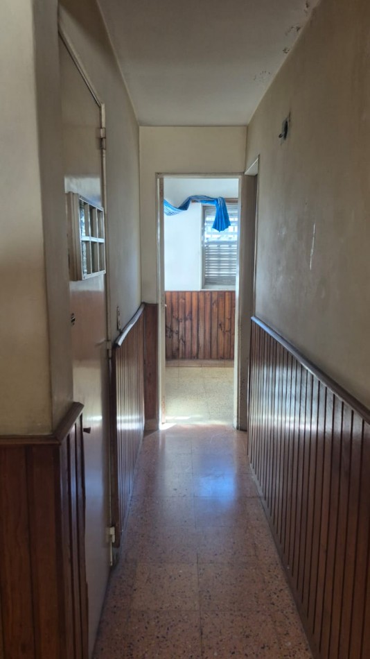 DEPARTAMENTO !!! OPORTUNIDAD UNICA: 170 m² de Categoria a Modernizar en calle Cafferata