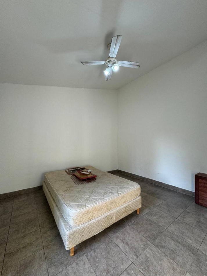 CASA EN ROLDAN CON PILETA 