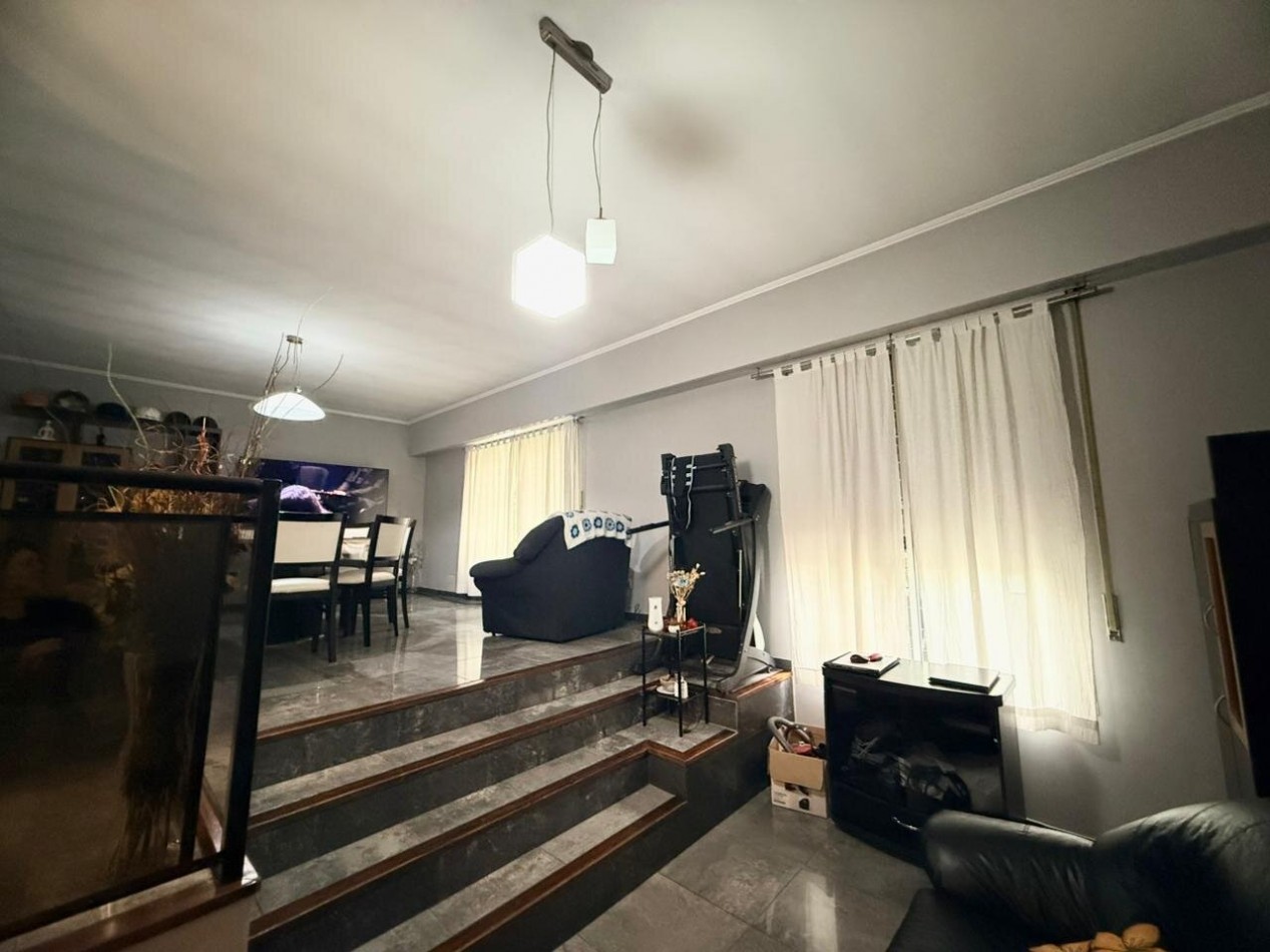 OPORTUNIDAD 2 CASAS EN EL BARRIO DE BELGRANO - CHUBUT AL 6300
