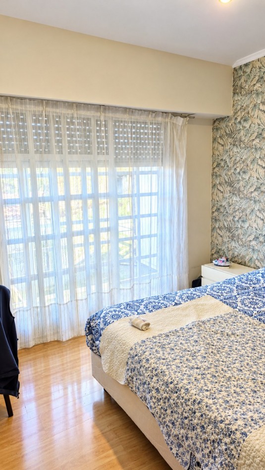 CASA EN ESQUINA - 200 m² CONSTRUIDOS EN EL CORAZON DE ECHESORTU