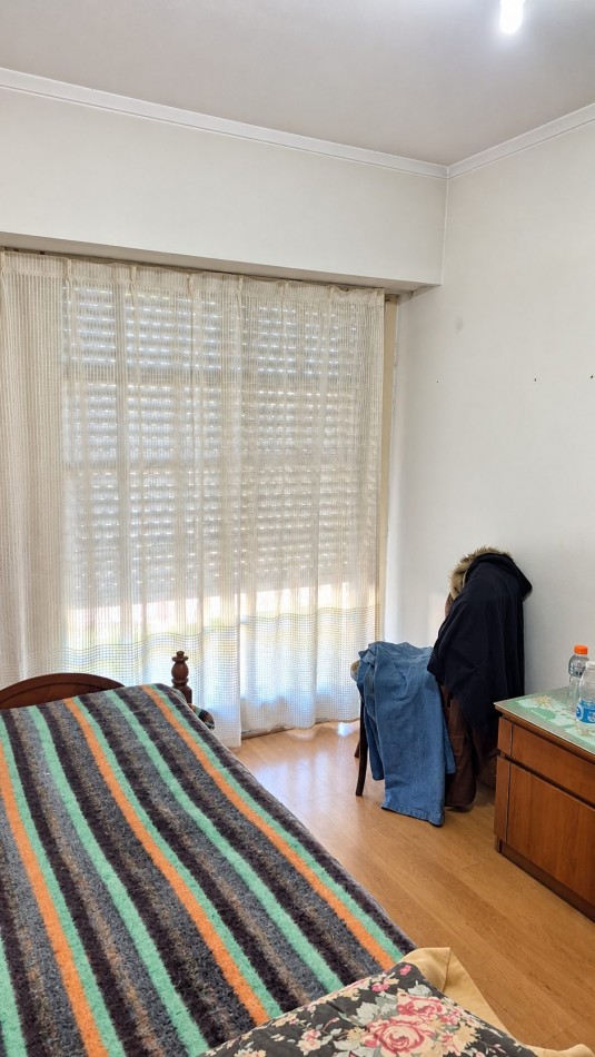 CASA EN ESQUINA - 200 m² CONSTRUIDOS EN EL CORAZON DE ECHESORTU