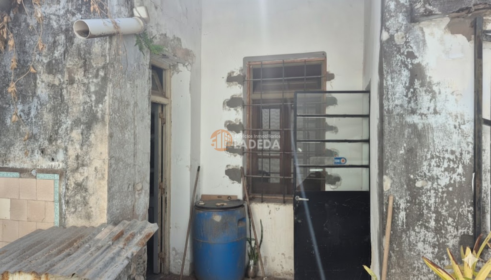 CASA DE PASILLO A 2 CUADRAS DE AV. SANTA FE 4800