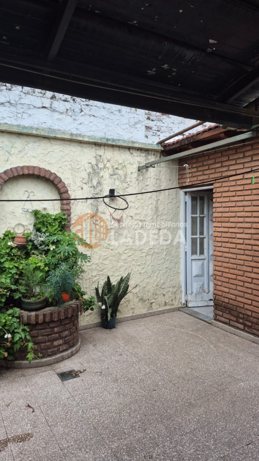 Casa 2 Dormitorios en Barrio Industrial