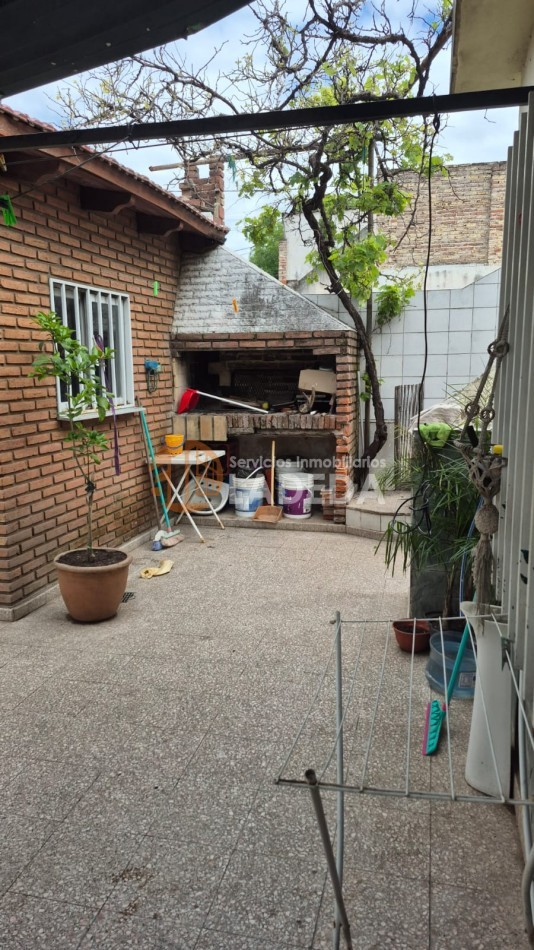 Casa 2 Dormitorios en Barrio Industrial