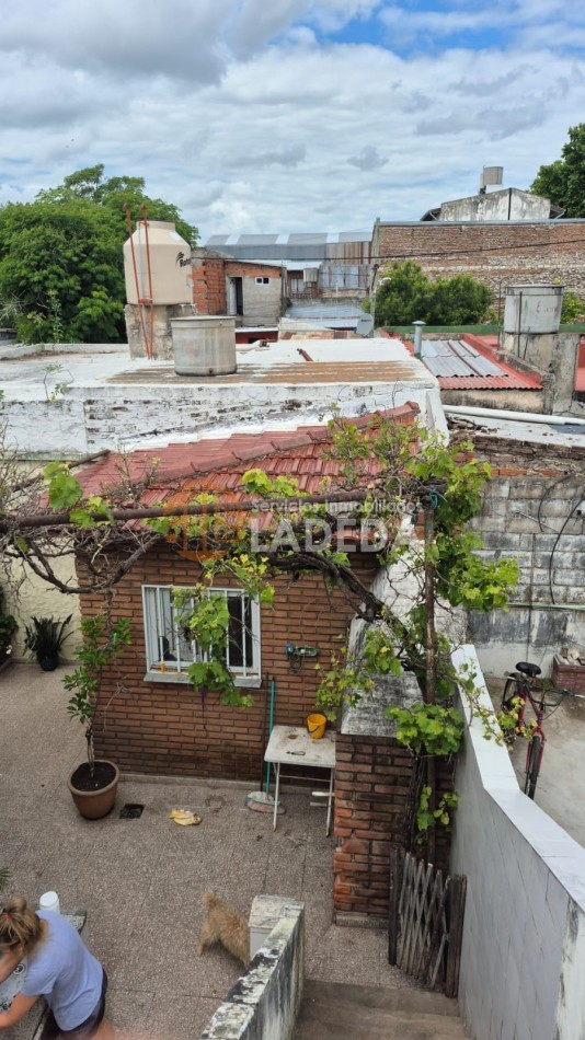 Casa 2 Dormitorios en Barrio Industrial