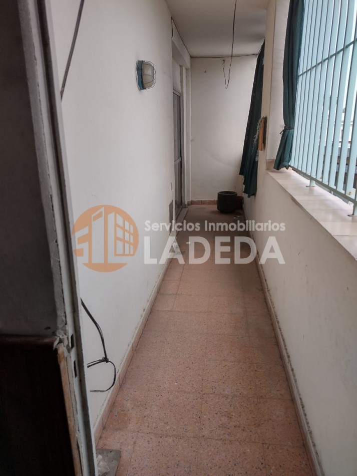 OPORTUNIDAD UNICA: 170 m² de Categoria a Reciclar en calle Cafferata