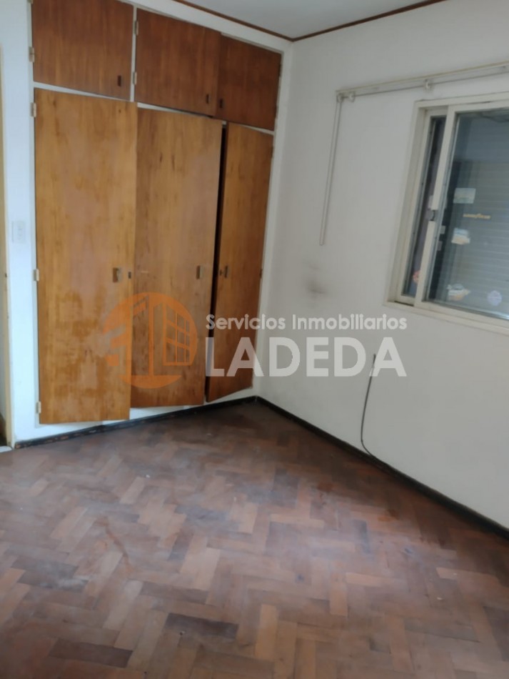 OPORTUNIDAD UNICA: 170 m² de Categoria a Reciclar en calle Cafferata