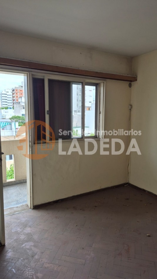 OPORTUNIDAD UNICA: 170 m² de Categoria a Reciclar en calle Cafferata