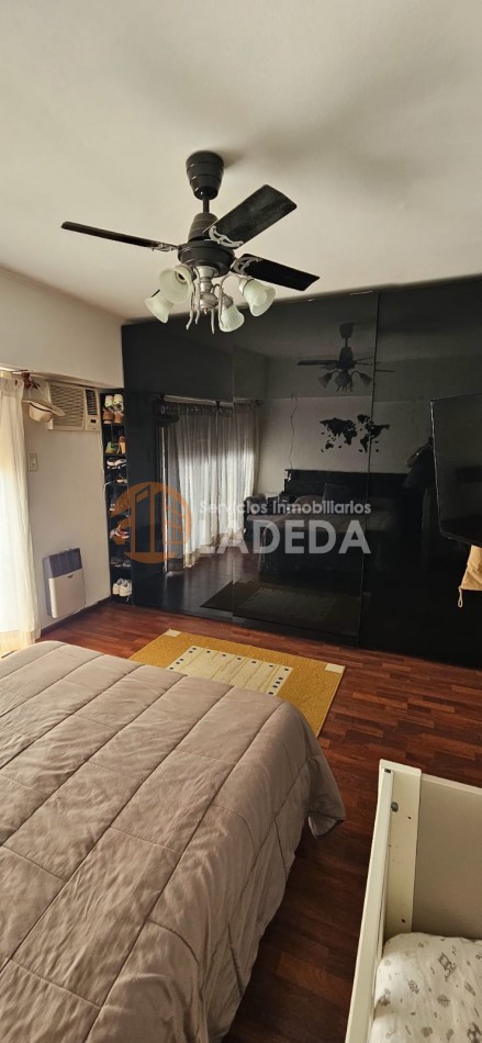 HERMOSA CASA EN BARRIO BELGRANO - ECUADOR AL 1000
