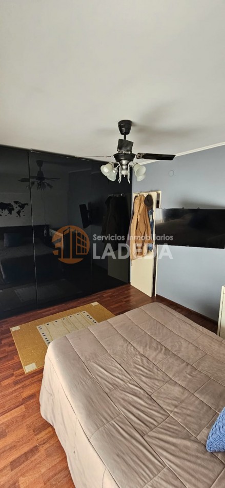 HERMOSA CASA EN BARRIO BELGRANO - ECUADOR AL 1000