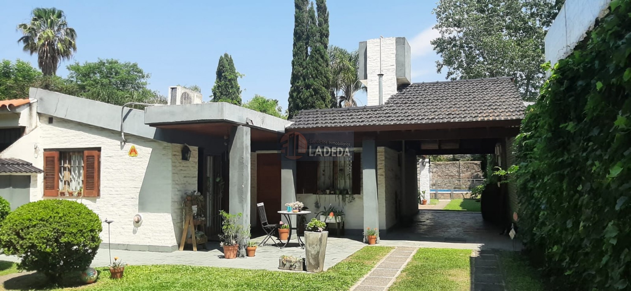 HERMOSA CASA EN FUNES - GARITA 3
