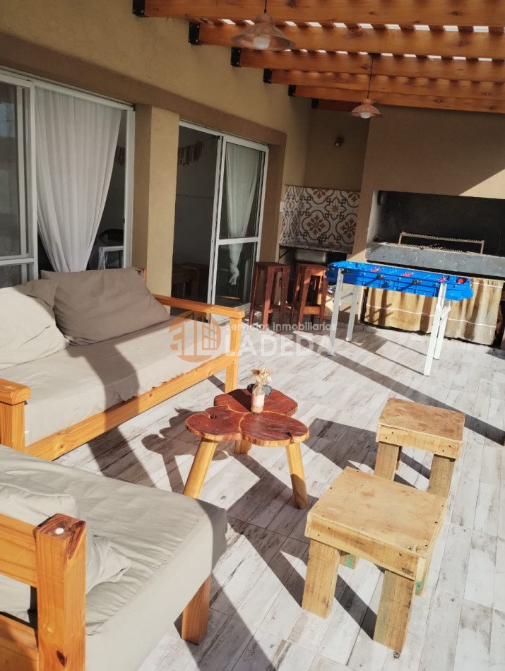 LA CAROLINA- ESPECTACULAR CASA DE 3 DORMITORIOS