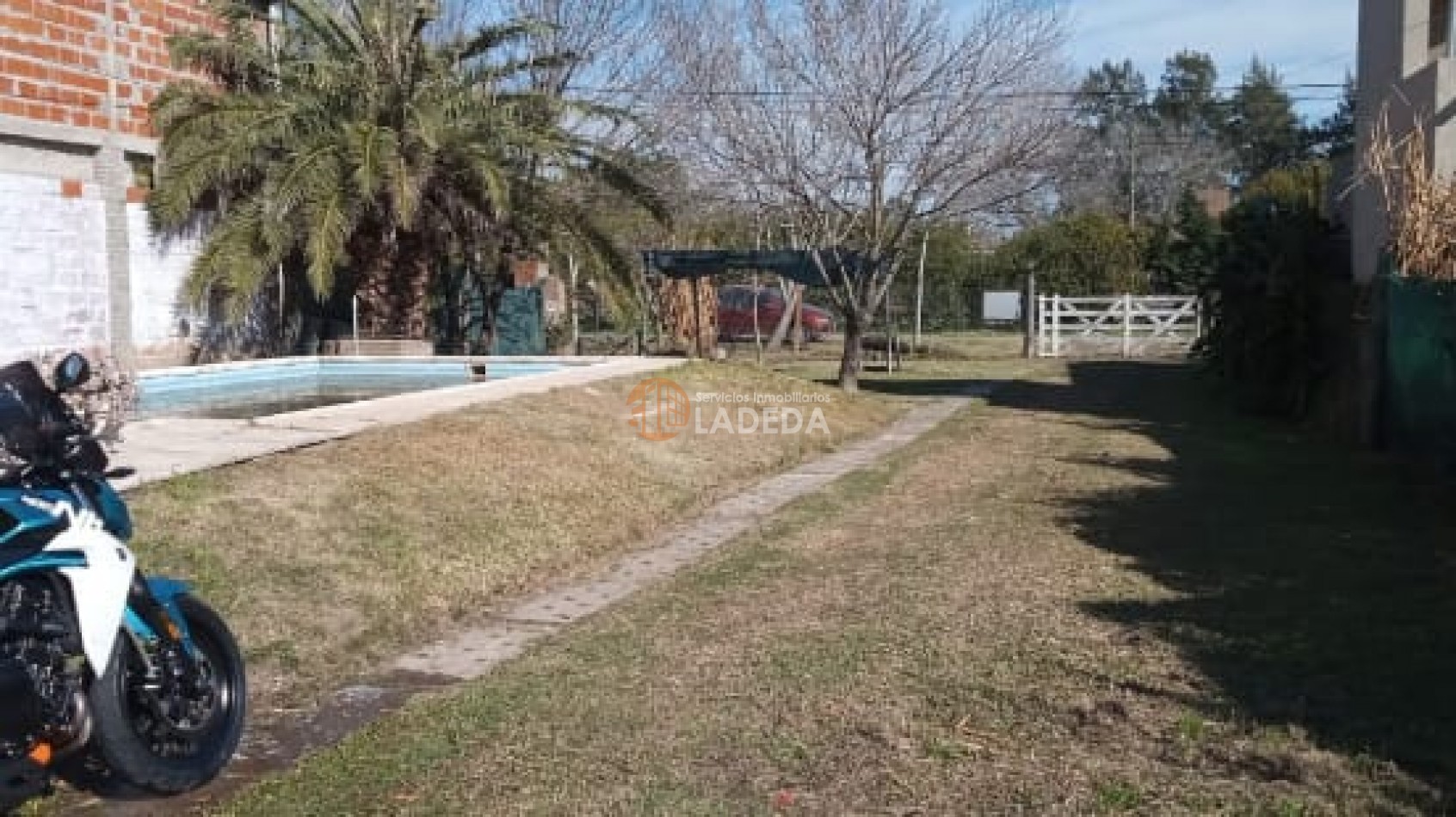Lote con Quincho en Venta en Funes: ¡Ubicacion Inmejorable!