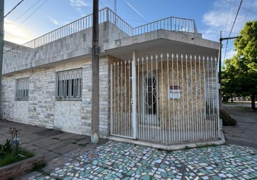 ARROYO SECO - CASA EN ESQUINA -Alvarado 501 (Alvarado y 9 de Julio) - Paralela al Club Athletic