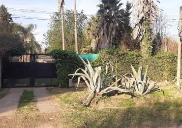 CASA EN ROLDAN CON PILETA 