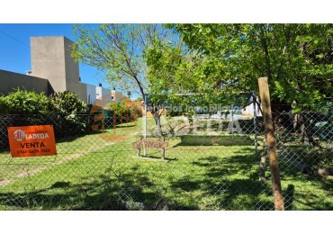 Lote con Quincho en Venta en Funes: ¡Ubicacion Inmejorable!