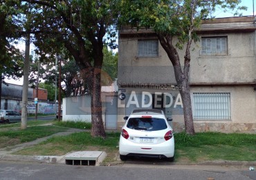 CASA EN ESQUINA BARRA y SAN LORENZO